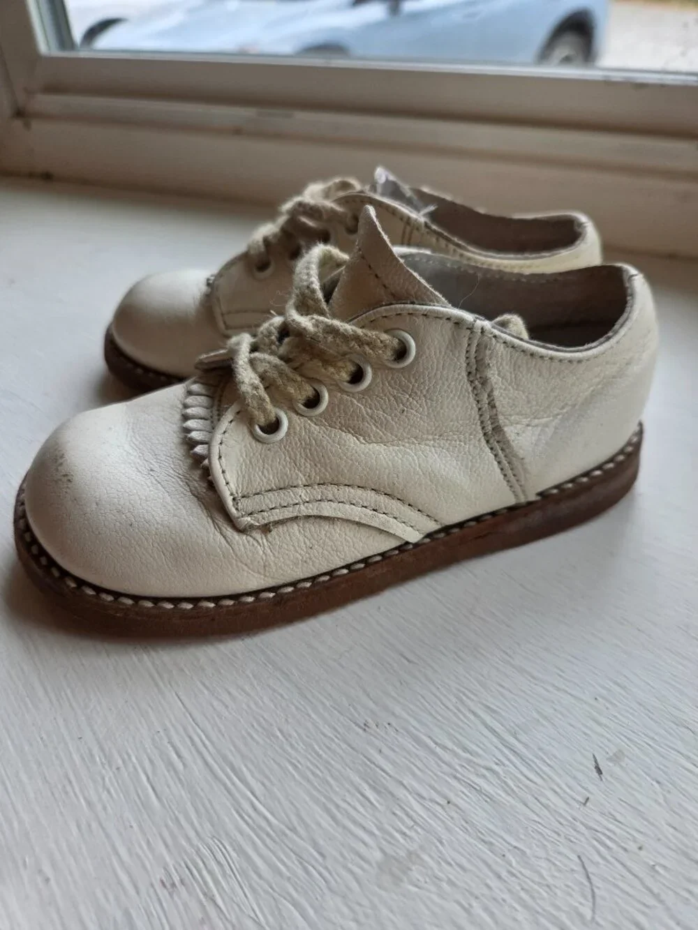 Zimmerman Shoe Artie Saddle Shoe White Leather Toddler size